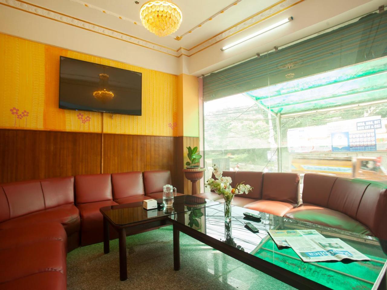 Oyo 195 Global Hotel And Resort กาฐมาณฑุ ภายนอก รูปภาพ