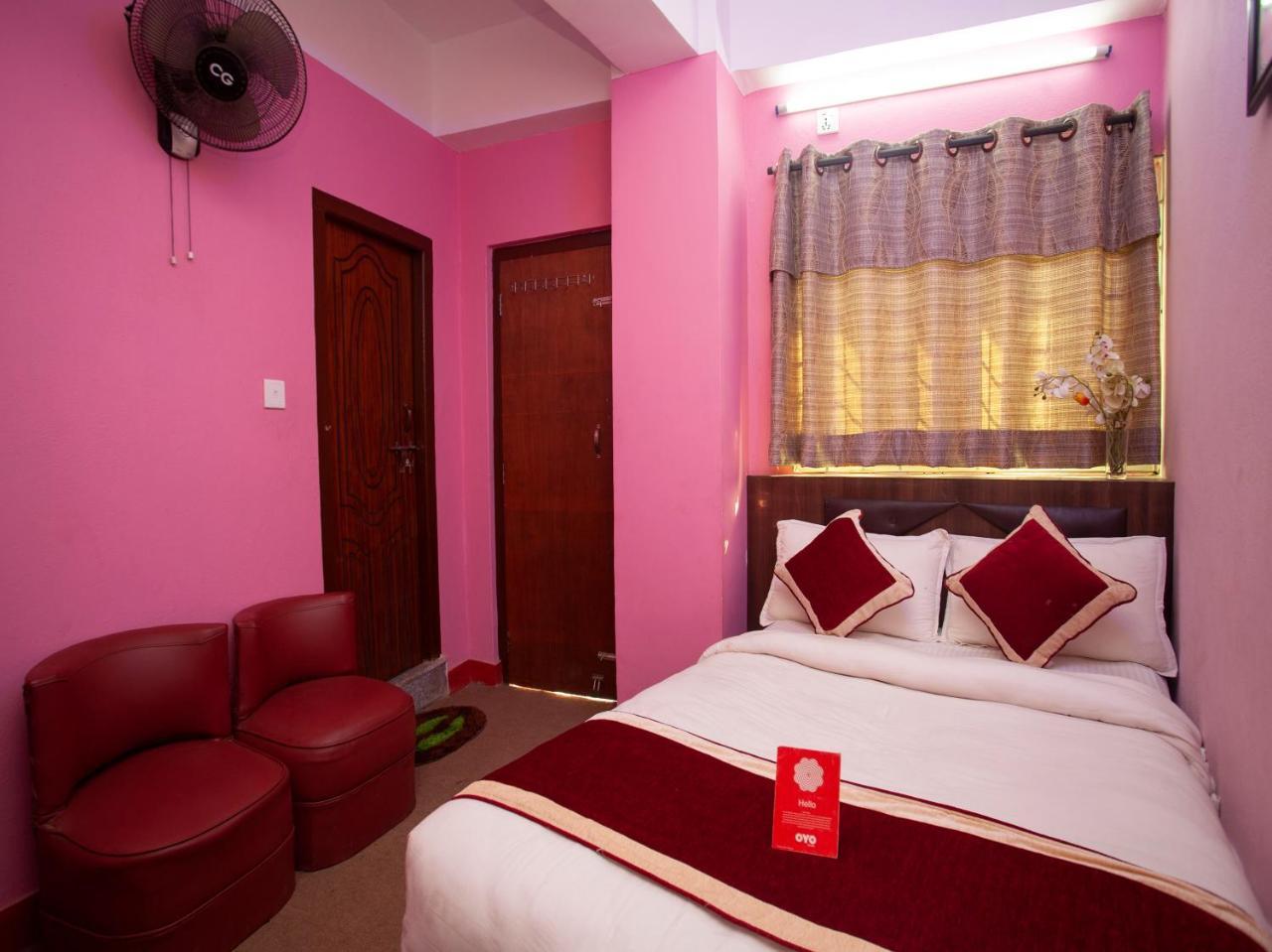 Oyo 195 Global Hotel And Resort กาฐมาณฑุ ภายนอก รูปภาพ