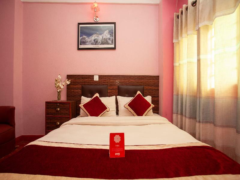 Oyo 195 Global Hotel And Resort กาฐมาณฑุ ภายนอก รูปภาพ